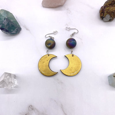 Gold Crescent Moon Minimalist Earrings with Geode Beads. Celestial Wire hook Earnings. Cottagecore Witch Wicca Pagan Polymer Clay Jewelry