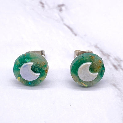 Micro Green Crescent Moon Round Circle Stud Earrings Cottagecore Celestial Witchcore Pastel Goth BOHO Simplistic minimalist Jewelry