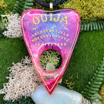 Purple Ouija Planchette Necklace. Ouija board jewelry. Fluid paint necklace. Occult necklace. Ouija pendant. Spring jewelry.